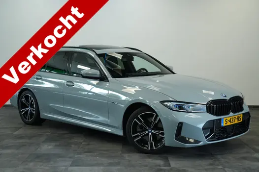 BMW 3 Serie Touring 320e Panoramadak PDC ACC HI-FI M Sport Trekhaak 24 Maanden garantie* (Vraag naar de voorwaarden)