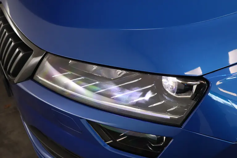 Skoda Karoq 1.5 TSI ACT Sportline Business Navigatie Schaal stoelen VCP 2 Jaar garantie mogelijk* ( vraag naar de voorwaarde) afbeelding 5