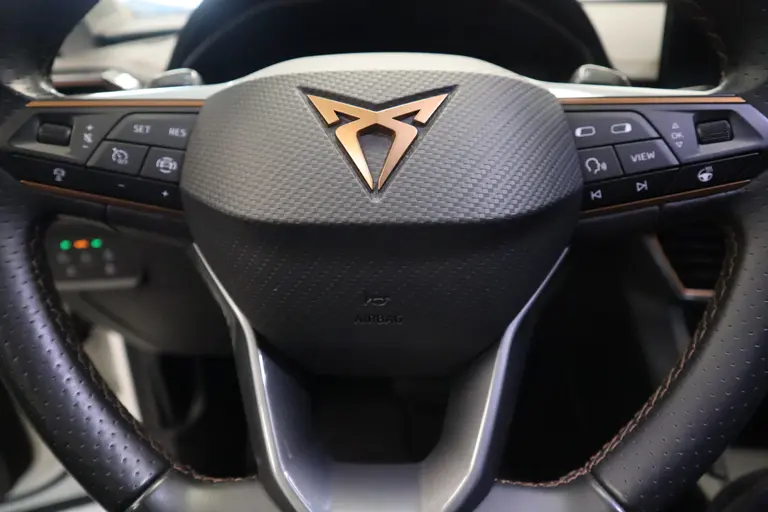 CUPRA Formentor 1.4 TSI e-Hybrid Essential Adaptive-Cruise Full-led VCP afbeelding 9