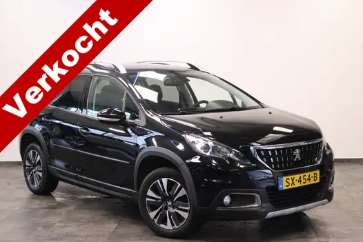 Peugeot 2008 1.2 PureTech Allure Panoramadak 16lmv Navigatie CruiseControl Trekhaak. * 2e Paasdag zijn wij geopend van 12:00 tot 17:00uur! *