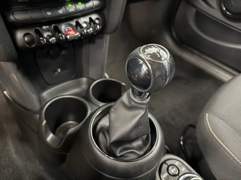 MINI Mini 1.5 One Salt 5-Drs. Airco CruiseControl Navigatie afbeelding 12
