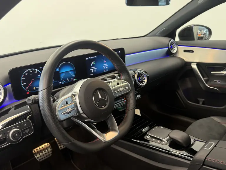 Mercedes-Benz A-Klasse 180 Business Solution AMG Cruise/CLimate panoramadak PDC Multibeam LED 24 maanden garantie mogelijk (*vraag naar de voorwaarden) afbeelding 10