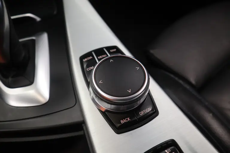 BMW 4 Serie Cabrio 420i High Executive M-sport Leder Head-up Full-led Navigatie afbeelding 17