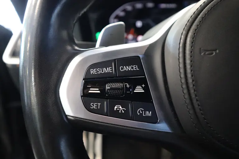BMW 4 Serie Cabrio M440i xDrive High Executive 374 PK Navigatie 360Camera Volleder Apple carplay 19LMV Head up * 2e Paasdag zijn wij geopend van 12:00 tot 17:00uur! * afbeelding 12