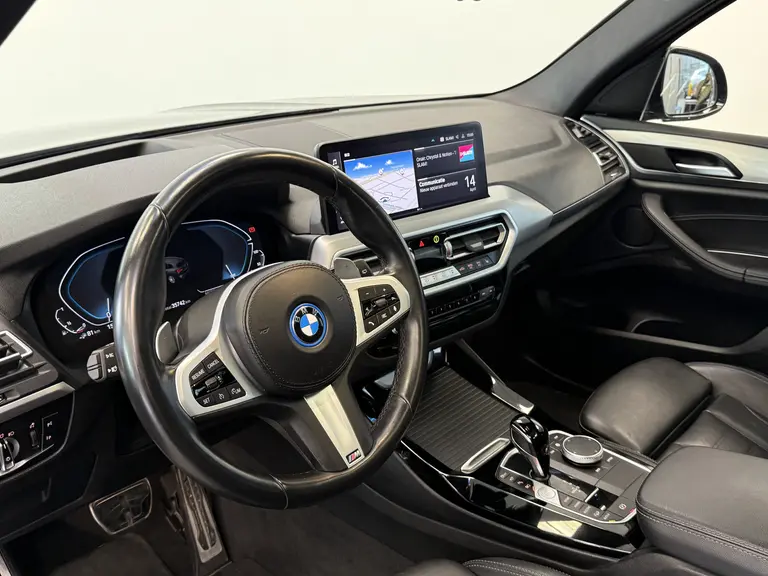 BMW X3 xDrive30e High Executive 292PK Panoramadak Head-up 20'lmv Navigatie VCP * 2e Paasdag zijn wij geopend van 12:00 tot 17:00uur! * afbeelding 8