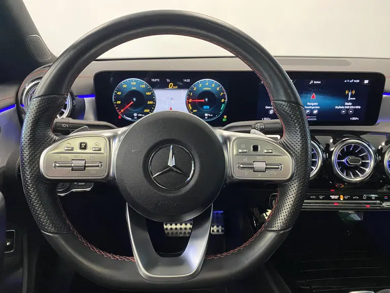 Mercedes-Benz CLA-Klasse 250 e Business Solution AMG Limited 218PK VCP Panoramadak  Navigatie Sfeerverlichting Cruise Control Stand kachel DAB+ 2 Jaar garantie mogelijk* ( vraag naar de voorwaarde) afbeelding 9
