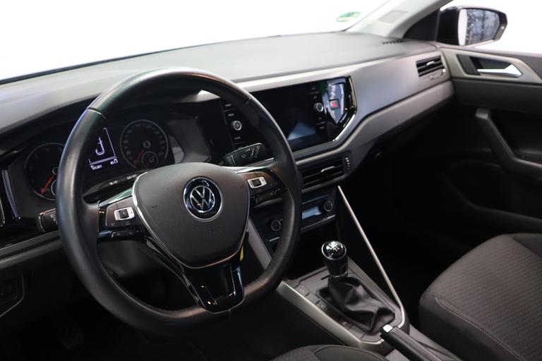 Volkswagen Polo 1.0 TSI Comfortline Business Adaptive-Cruise Navigatie Lmv afbeelding 6