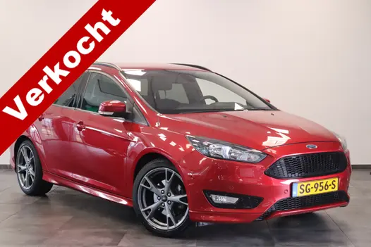 Ford FOCUS Wagon 1.5 ST-Line Navigatie CruiseControl Trekhaak NAP