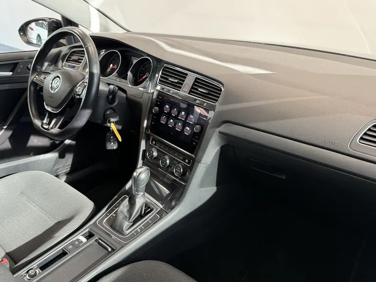 Volkswagen Golf 1.4 TSI Highline Panoramadak Navigatie Full-led 150pk! * 2e Paasdag zijn wij geopend van 12:00 tot 17:00uur! * afbeelding 7