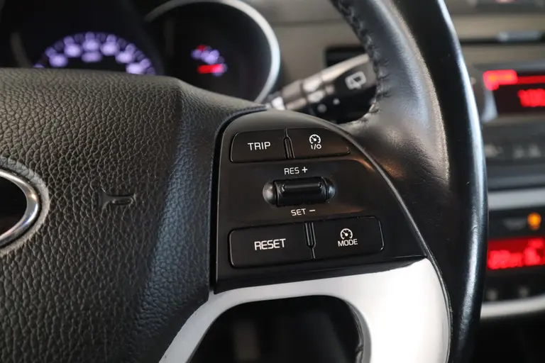 Kia Picanto 1.0 CVVT DynamicLine 5-Drs. ClimateControl CruiseControl afbeelding 7