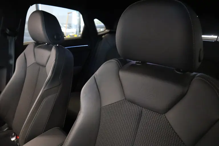 Audi Q3 Sportback 45 TFSI e S Edition Cruise/Climate Panoramadak PDC Navi Leder Sonos Sound afbeelding 23