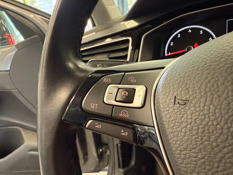 Volkswagen Polo 1.0 TSI Highline Business R-line Panoramadak Navigatie Full-led 24 maanden garantie mogelijk (*vraag naar de voorwaarden) afbeelding 10