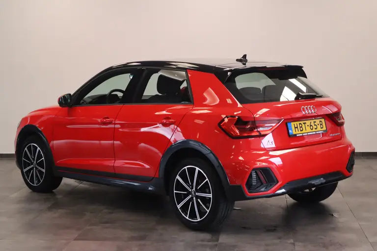 Audi A1 citycarver 30 TFSI epic ACC PDC 17''LM Navi afbeelding 3