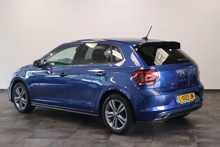 Volkswagen Polo 1.0 TSI Highline Business R ACC Parkeersensoren 16'' LM 95pk afbeelding 3