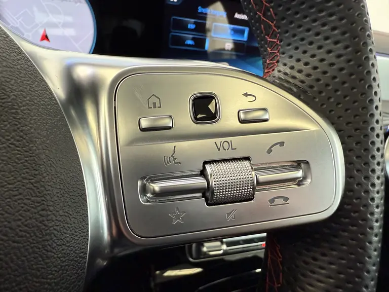 Mercedes-Benz CLA-Klasse 200 AMG Line Panoramadak Full-led Sfeerverlichting * 2e Paasdag zijn wij geopend van 12:00 tot 17:00uur! * afbeelding 12