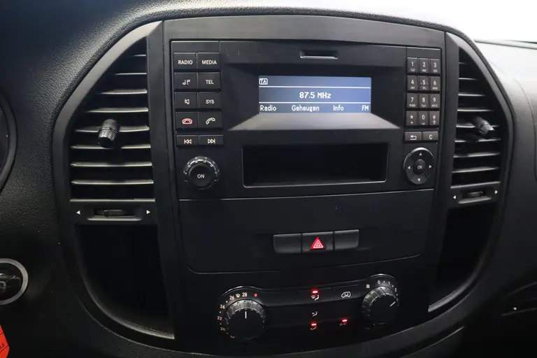 Mercedes-Benz Vito 111 CDI Airco Trekhaak Imperiaal afbeelding 8