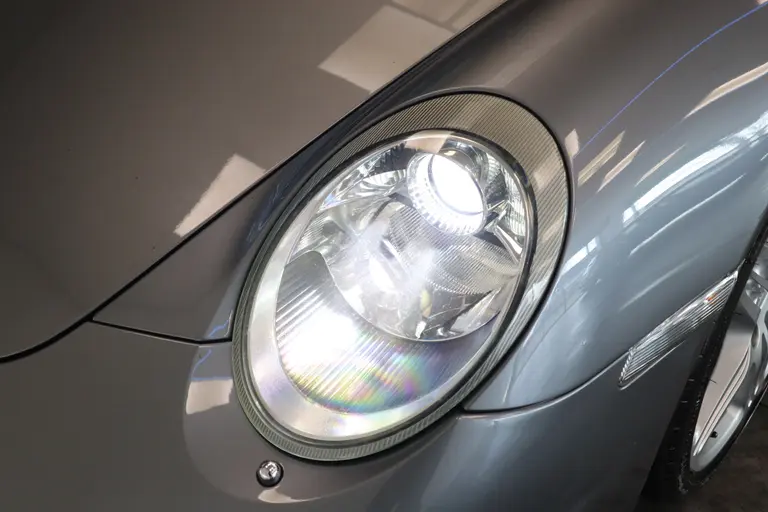 Porsche 911 3.8 Carrera 4S 355PK Navigatie 19LMV Volleder interieur met memorie Bose Installatie. * 2e Paasdag zijn wij geopend van 12:00 tot 17:00uur! * afbeelding 5