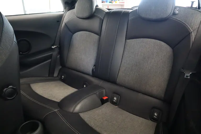 MINI Mini 1.5 Cooper JCW King's Cross Navigatie CruiseControl afbeelding 15