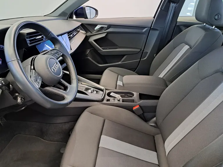 Audi A3 Limousine 30 TFSI Pro Line Navigatie Carplay Clima Cruise VCP 17"LM afbeelding 9