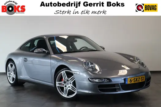 Porsche 911 3.8 Carrera 4S 355PK Navigatie 19LMV Volleder interieur met memorie Bose Installatie.
