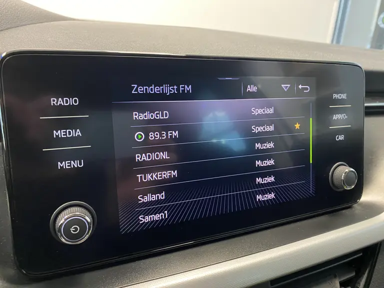 Skoda Kamiq 1.5 TSI ACT Business Edition Carplay PDC Trekhaak Automaat 150PK! 2 Jaar garantie mogelijk* ( vraag naar de voorwaarde) afbeelding 16