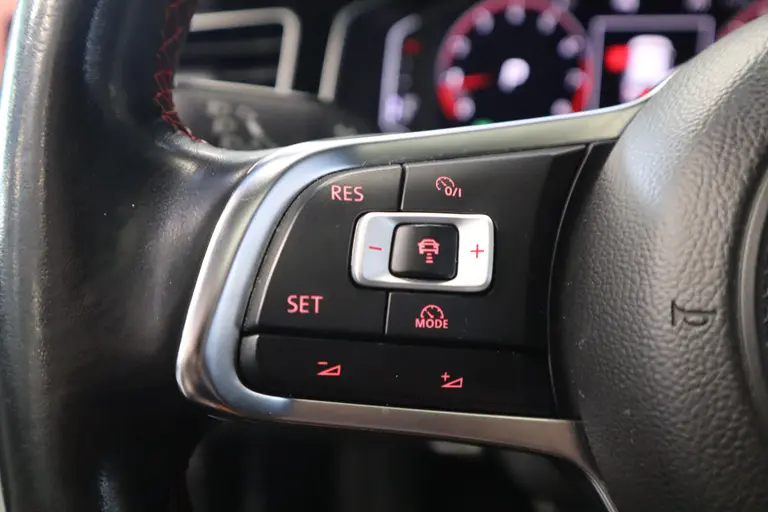 Volkswagen Polo 2.0 TSI GTI Cruise/Climate control 18''LM ACC PDC Panoramadak NL Auto * 2e Paasdag zijn wij geopend van 12:00 tot 17:00uur! * afbeelding 15