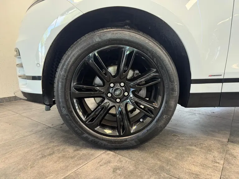 Land Rover Range Rover Velar 2.0 P250 Turbo AWD SE Cruise/Climate Panoramadak Meridian R-Dynamic afbeelding 9