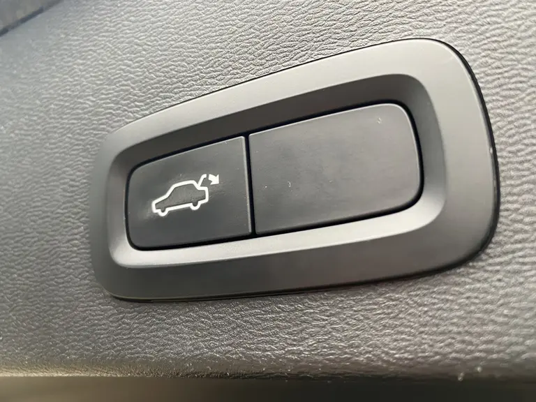 Volvo XC40 2.0 T4 Momentum Navigatie Full-led Trekhaak afbeelding 22