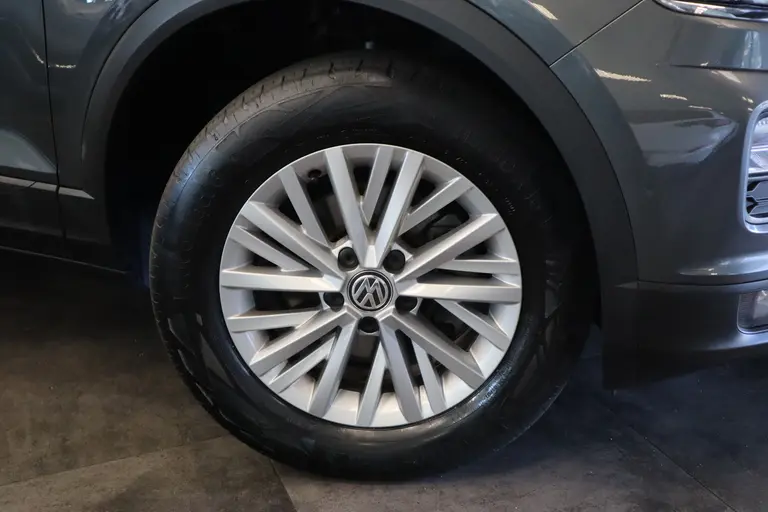 Volkswagen T-Roc 1.0 TSI Style 16LMV Cruise Control Airco  24 maanden garantie mogelijk (*vraag naar de voorwaarden) afbeelding 4