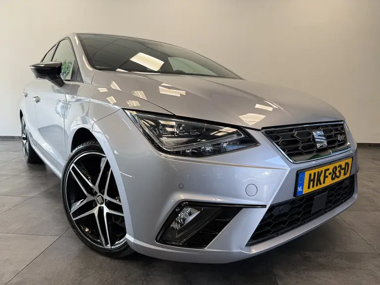 SEAT Ibiza 1.0 TSI FR 5-Drs. Automaat Navigatie Full-led 24 maanden garantie mogelijk (*vraag naar de voorwaarden) afbeelding 4