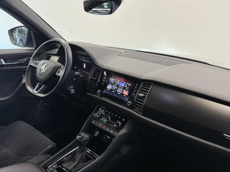 Skoda Kodiaq 1.5 TSI Sportline Business Full-led Adaptive-Cruise 20"lmv 24 maanden garantie mogelijk (*vraag naar de voorwaarden) afbeelding 27