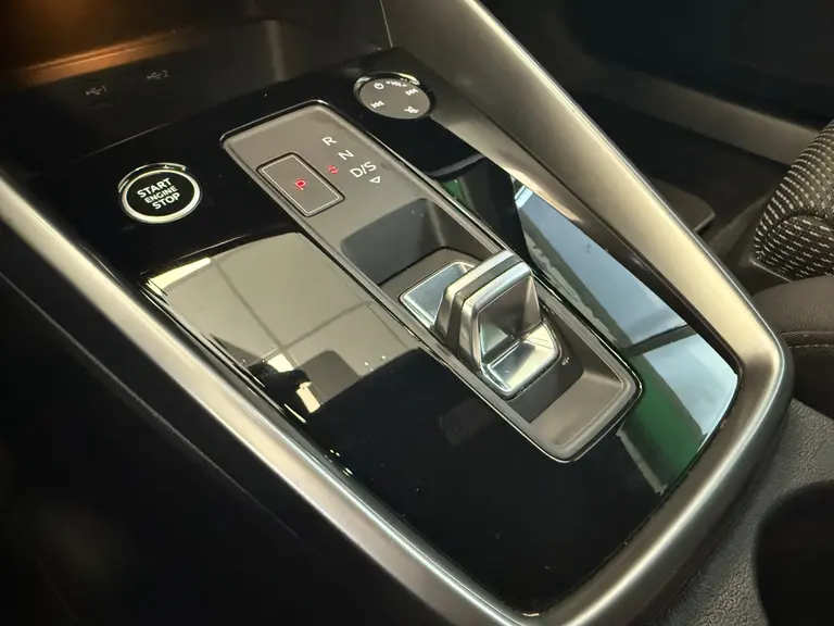 Audi A3 Sportback 45 TFSI e S edition Competition Navigatie 18LMV pdc VCP 2 Jaar garantie mogelijk* ( vraag naar de voorwaarde) afbeelding 14