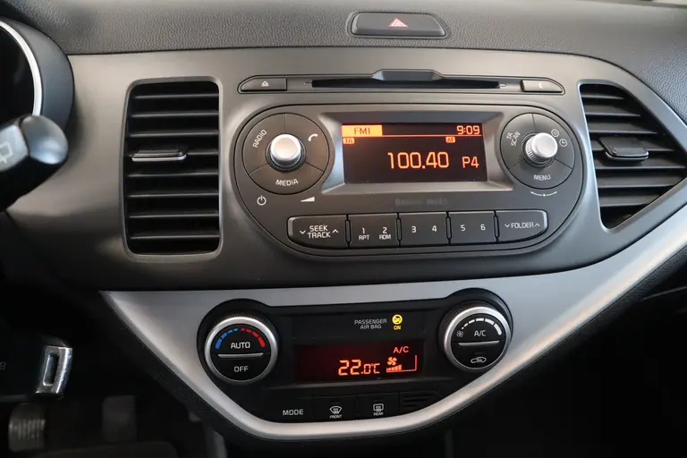 Kia Picanto 1.0 CVVT DynamicLine 5-Drs. ClimateControl CruiseControl afbeelding 8