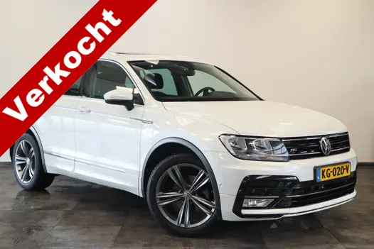 Volkswagen Tiguan 1.4 TSI ACT Connected Series ACC PDC Navi Panoramadak Trekhaak 1st eigenaar NAP!