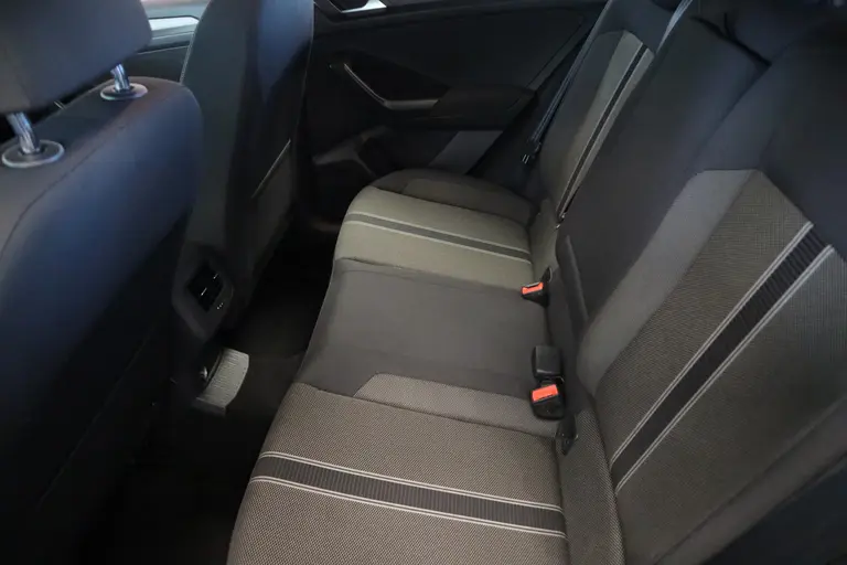 Volkswagen T-Roc 1.0 TSI Style 16LMV Cruise Control Airco  24 maanden garantie mogelijk (*vraag naar de voorwaarden) afbeelding 14