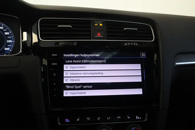 Volkswagen Golf 1.4 TSI PHEV GTE Cruise ACC Panodak 18" LM Stoelverwarming Climate Navi Carplay/Android afbeelding 17