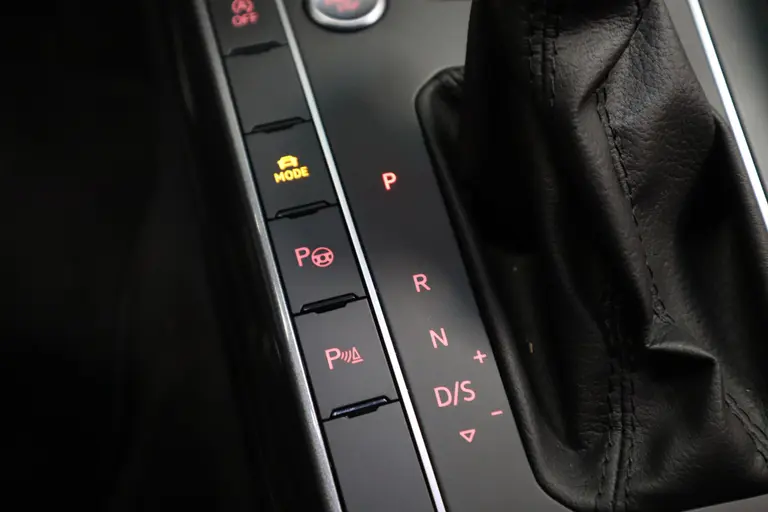Volkswagen Polo 1.0 TSI Highline Business R Automaat 16-LMV, Navigatie VCP. afbeelding 20
