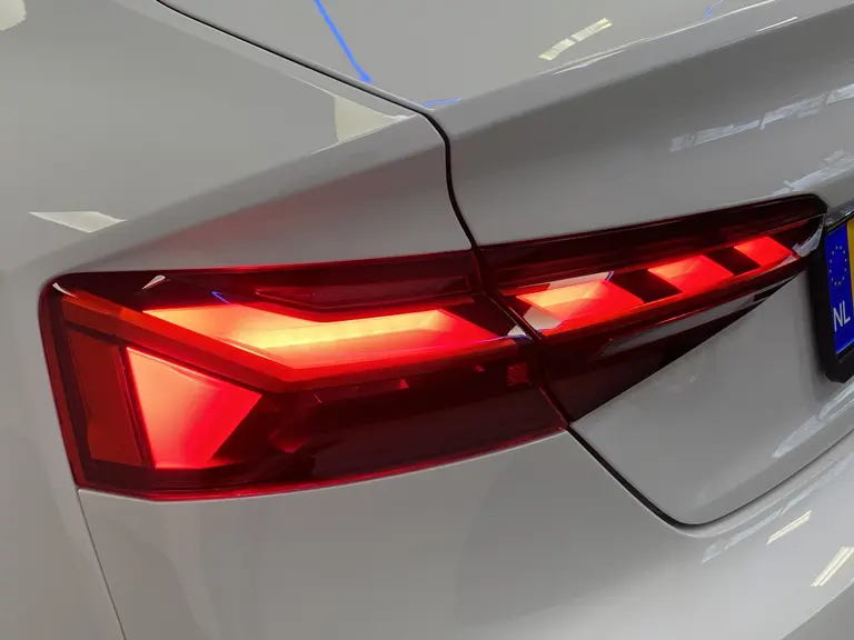 Audi A5 Sportback 40 TFSI quattro S edition Competition Panoramadak CruiseControl Navigatie 20'lmv VCP 2 Jaar garantie mogelijk* ( vraag naar de voorwaarde) afbeelding 6