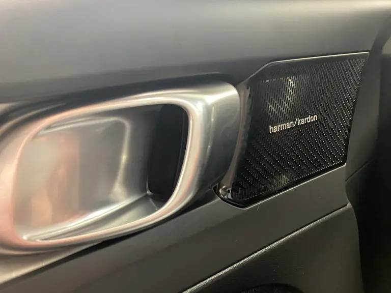 Volvo XC40 2.0 T4 Momentum Navigatie Full-led Trekhaak afbeelding 14