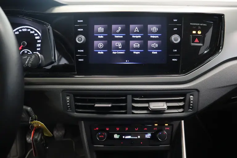 Volkswagen Polo 1.0 TSI R-Line Edition R-Line Edition ACC Carplay Digitaal dashboard afbeelding 9