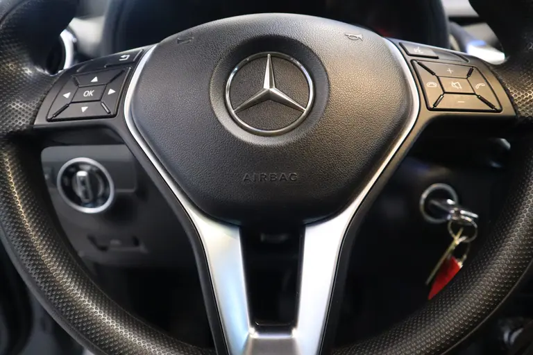 Mercedes-Benz B-Klasse 200 Ambition Panoramadak Climate Comtrol Trekhaak, PDC afbeelding 10