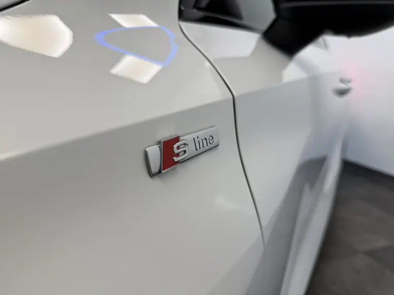 Audi A3 Limousine 30 TFSI S edition 2x S-Line Full-led Navigatie * 2e Paasdag zijn wij geopend van 12:00 tot 17:00uur! * afbeelding 7