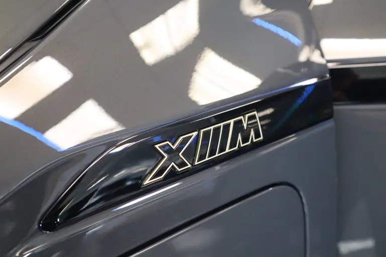 BMW XM PHEV 30 kWh Bowers & Wilkins 23''LM inidivual leder Trekhaak NL Auto * 2e Paasdag zijn wij geopend van 12:00 tot 17:00uur! * afbeelding 7
