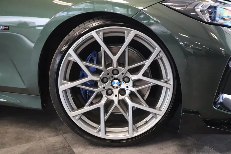 BMW 3-serie 320e ACC PDC Head-UP Panoramadak Harman&Kardon Carbon 20''LM Individual Performance 400PK 24 maanden garantie mogelijk (*vraag naar de voorwaarden) afbeelding 4