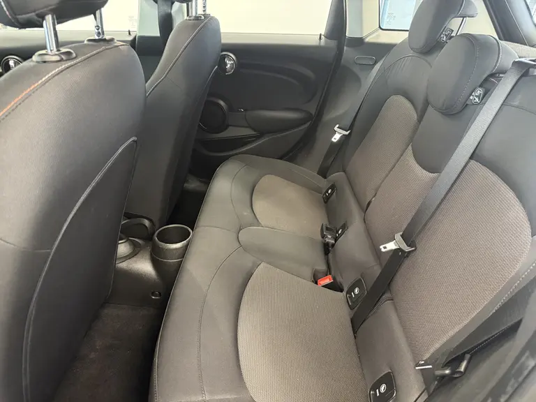 MINI Mini 1.5 One Salt 5-Drs. Airco CruiseControl Navigatie afbeelding 22