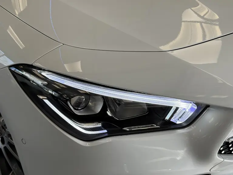 Mercedes-Benz CLA-Klasse 200 AMG Line Panoramadak Full-led Sfeerverlichting * 2e Paasdag zijn wij geopend van 12:00 tot 17:00uur! * afbeelding 5