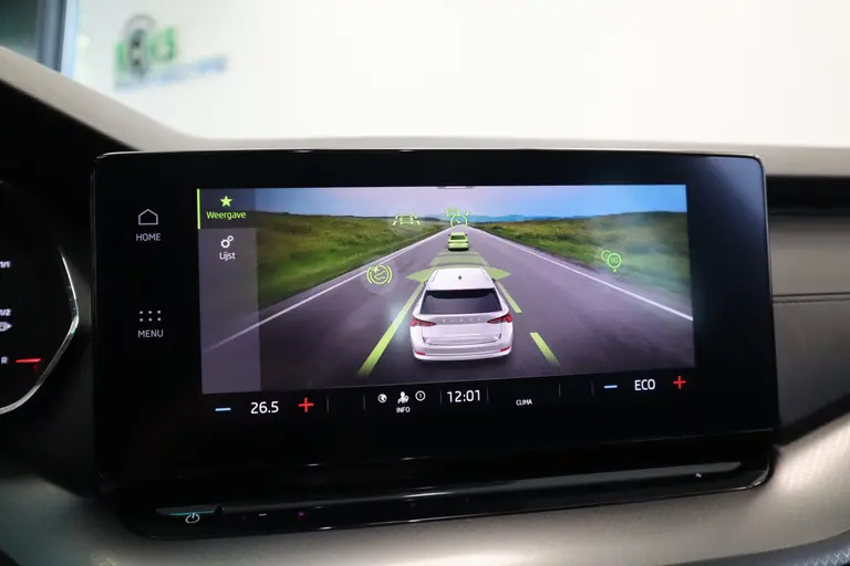 Skoda Octavia Combi 1.4 TSI iV PHEV Business Edition Panoramadak Navigatie Full-led afbeelding 19