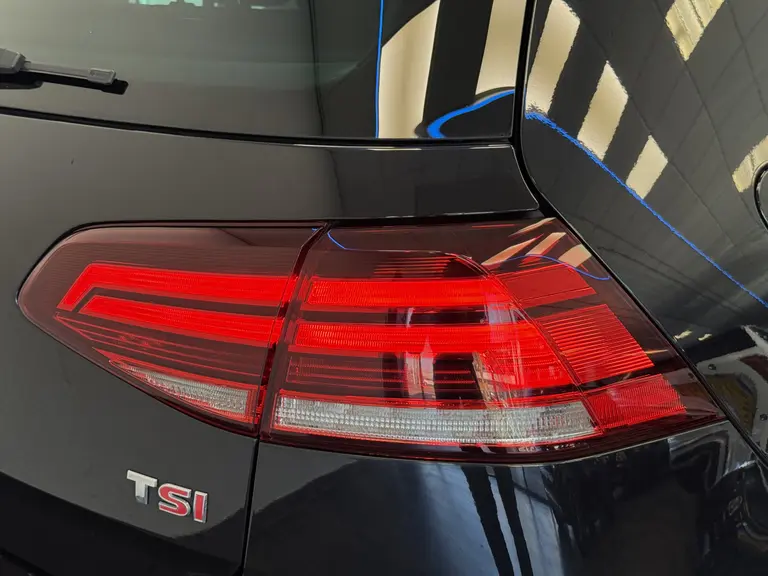 Volkswagen Golf 1.4 TSI Highline Panoramadak Navigatie Full-led 150pk! * 2e Paasdag zijn wij geopend van 12:00 tot 17:00uur! * afbeelding 5