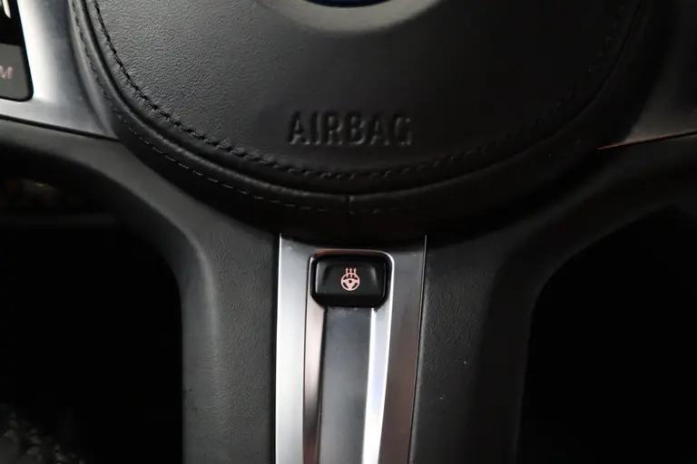 BMW 3-serie 320e ACC PDC 19''LM NAP HI-Fi M-Sport * 2e Paasdag zijn wij geopend van 12:00 tot 17:00uur! * afbeelding 17