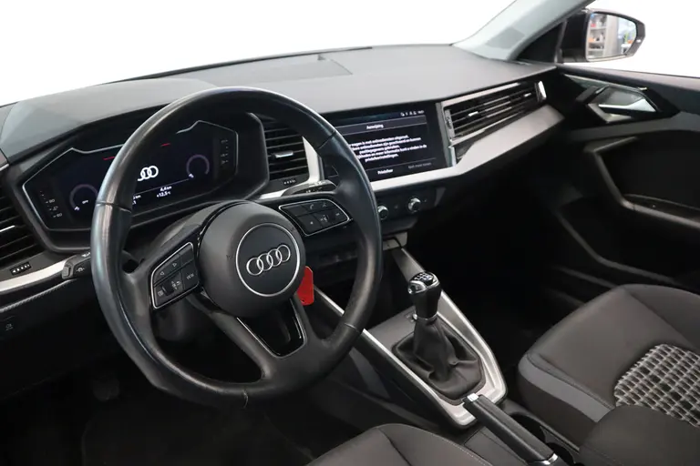 Audi A1 citycarver 30 TFSI epic Airco Cruise Control 17 LMV PDC VCP DAB+ afbeelding 8
